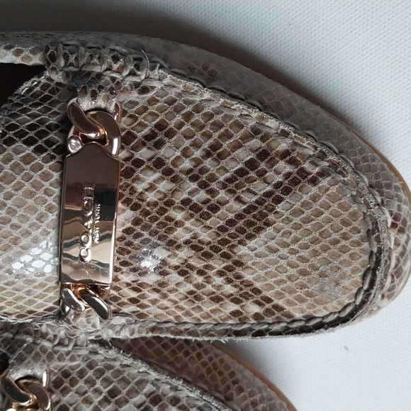 COACH Slip-On Driver Shoe  Leather Snakeskin Goldtone Coach Bar  Size 9 - Picture 6 of 12